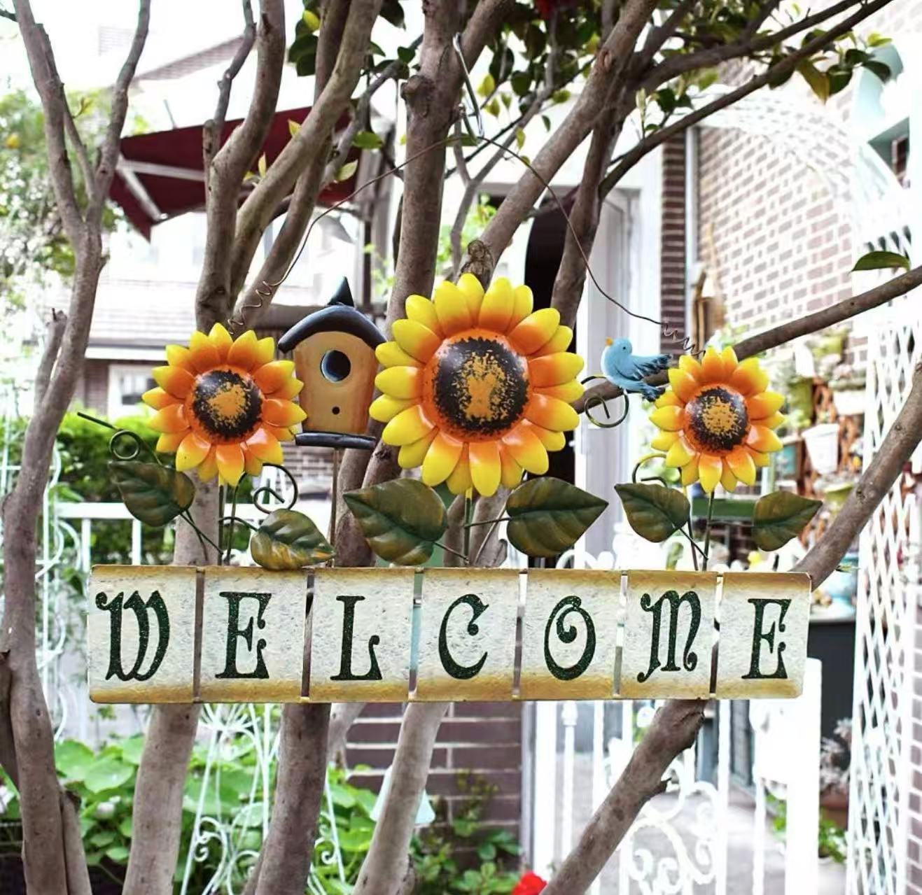 Metal Sunflower Welcome Sign Hanging Wall Art Door Decor for Indoor Outdoor Garden Wall Art