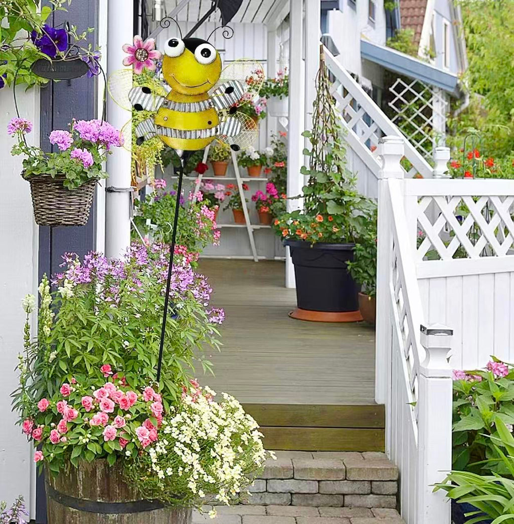 Metal Bee Garden Stake – Decorative Yard Art