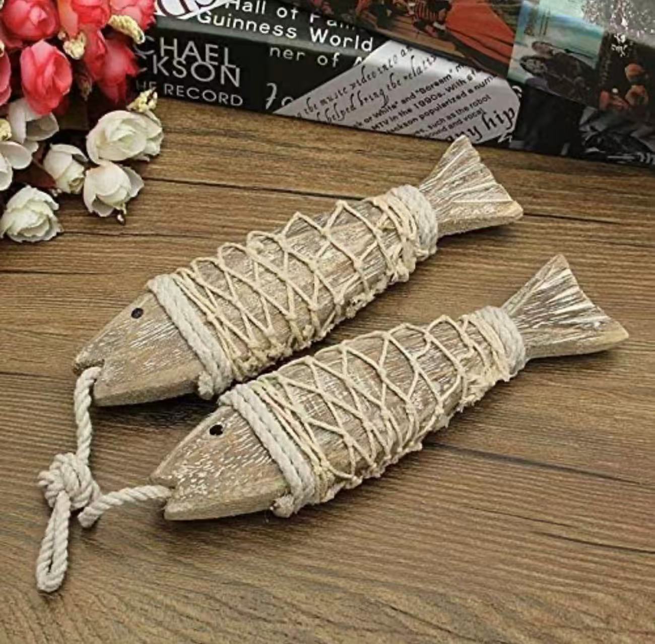 Rustic Nautical Wooden Fish Decor – Hanging Fish Sculpture for Beach-Inspired Walls