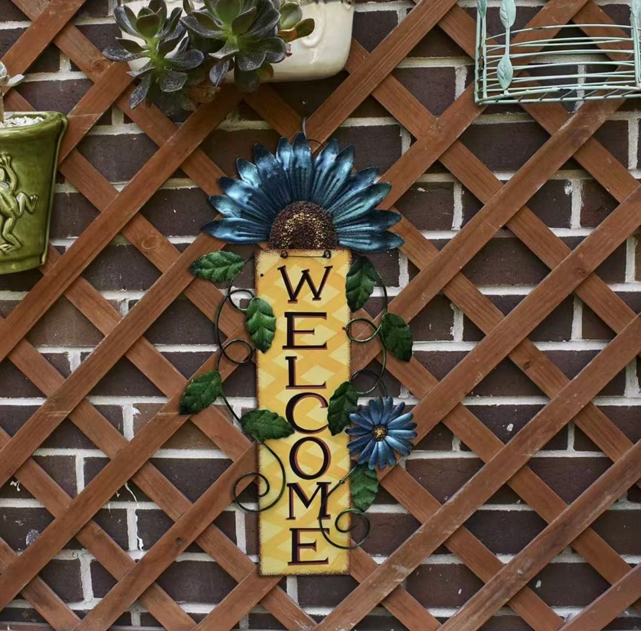 Metal Flower Welcome Sign – Hanging Wall Art for Front Door, Patio, Garden, or Porch Decor 15.25" x 8.5"