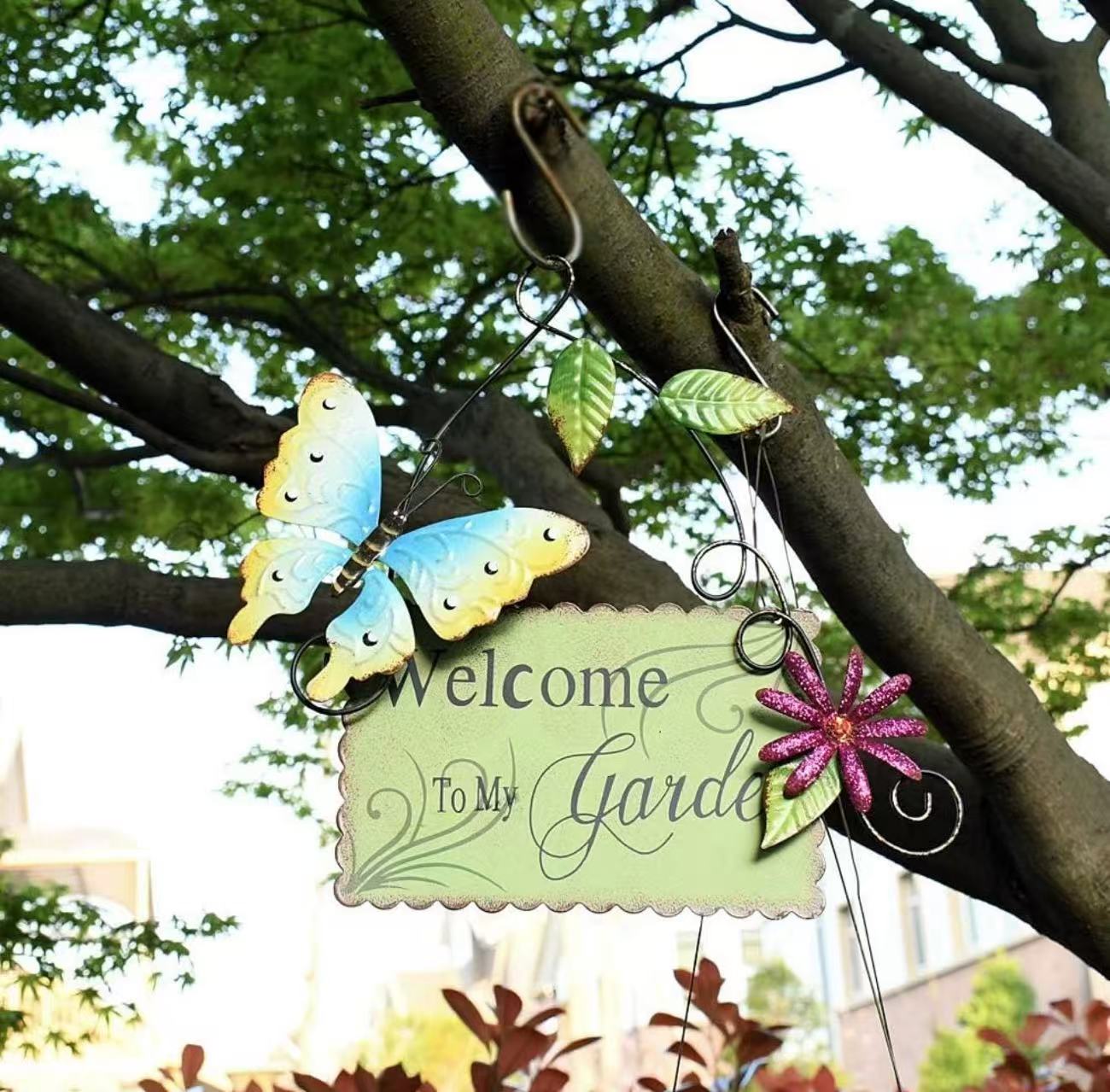 Metal Garden Welcome Sign: Features butterfly decor, perfect for outdoor garden and yard decoration.