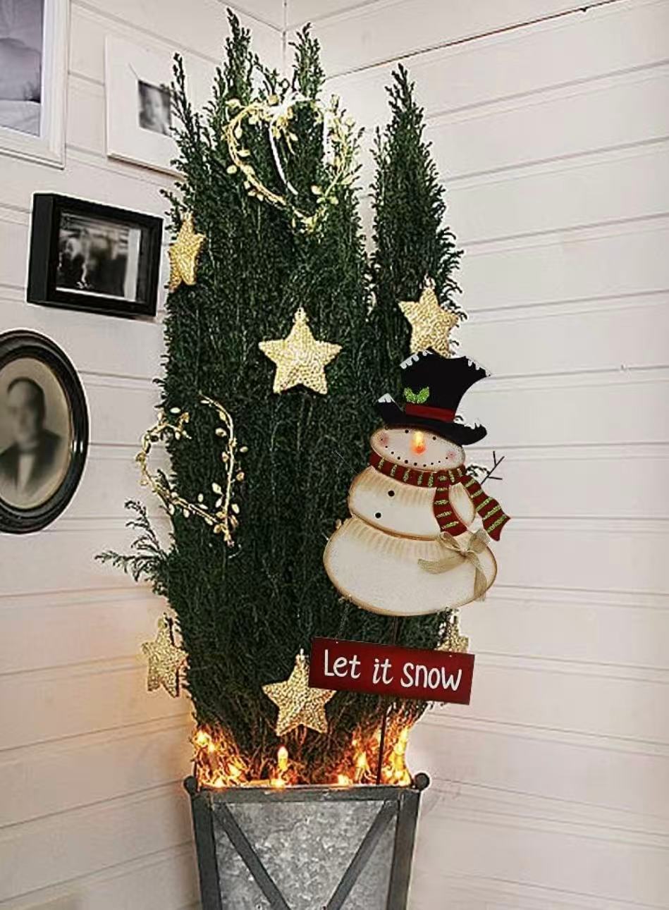 Christmas Snowman Garden Stake – LED Battery-Operated Yard Decor （Batteries Not Included） Red Snow